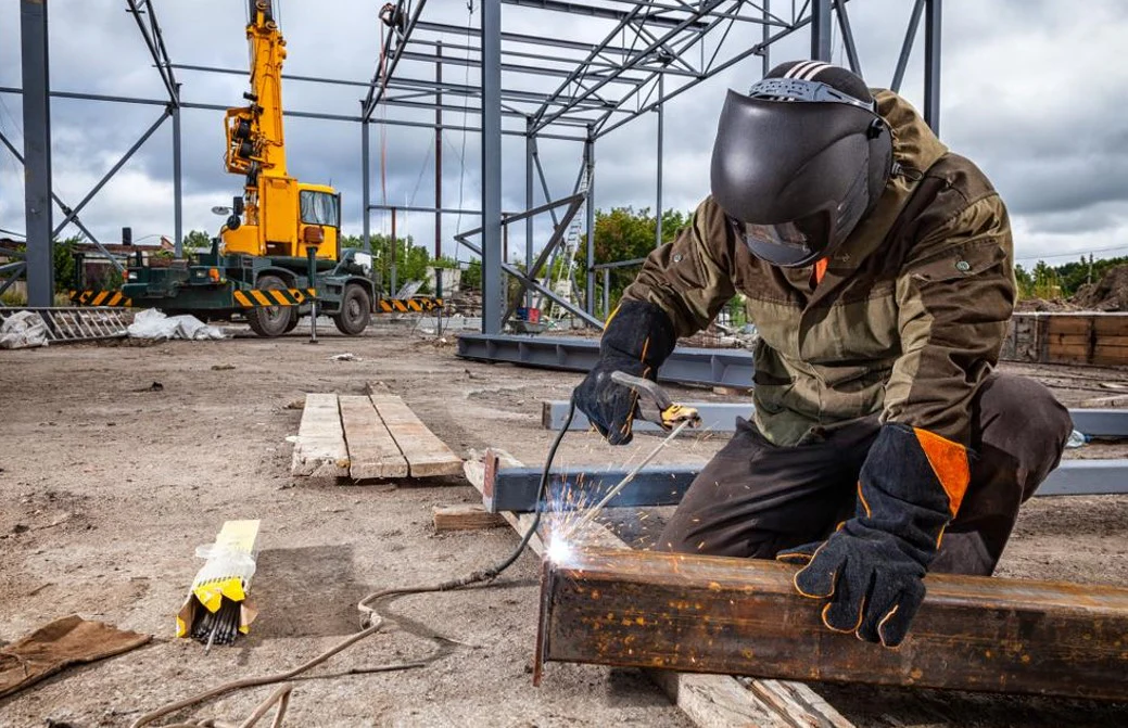 Small Laser Welder Best Suited for Outdoor Welding in 2026